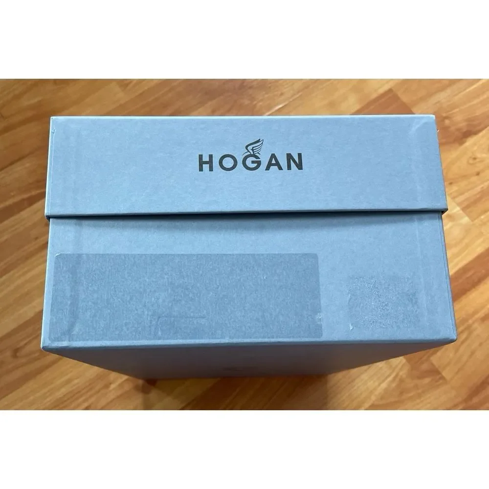 Hogan empty shoe